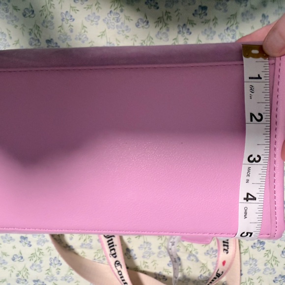 Juicy Couture Light Pink Velvet Tote - Picture 6 of 8